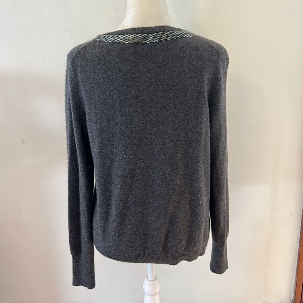 Bloomingdale’s gray cashmere beaded long sleeve cardigan Size M - Picture 6 of 10